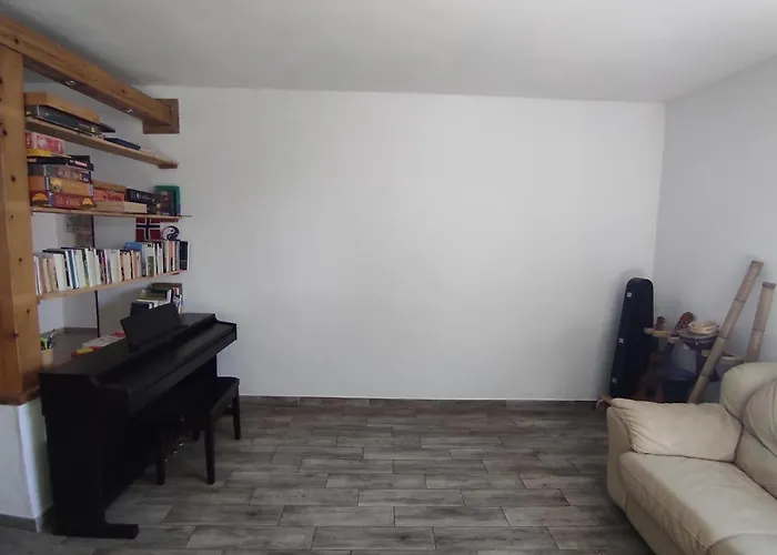 アパート Park Istra